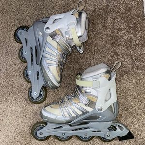 Women’s online rollerblades